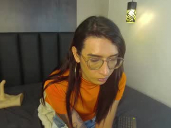 lauraagomezz__ webcam model stream image