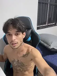 RuffItadori webcam model stream image