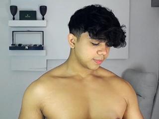 Noah Prada webcam model stream image