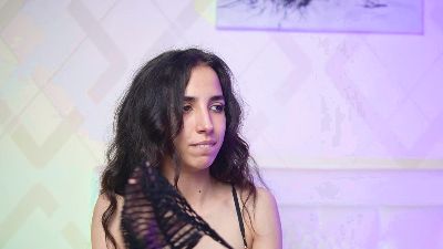 MelanySoul webcam model stream image