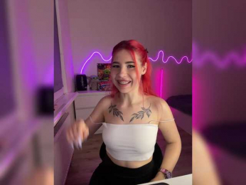 Aliisss webcam model stream image