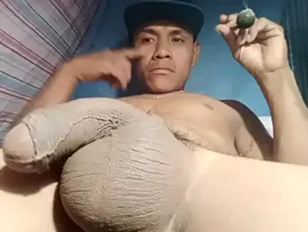 Moreno1813 webcam model stream image