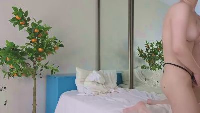 alorianna webcam model stream image