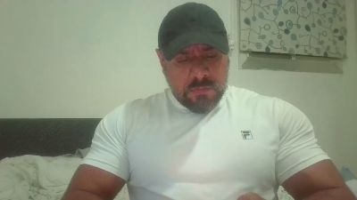 BeefyBullBcn webcam model stream image