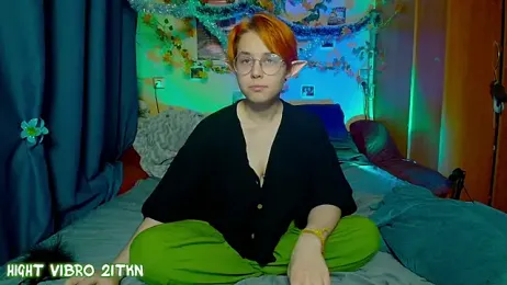 TrickyKitsune webcam model stream image