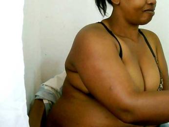 Edwiga webcam model stream image