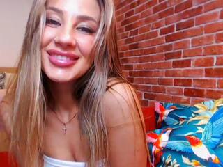 Ella Magic webcam model stream image