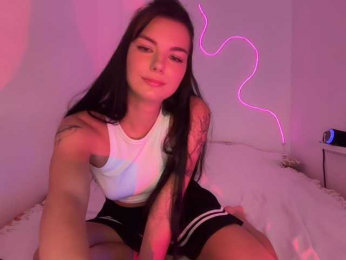 Nicol-LoveBaby webcam model stream image