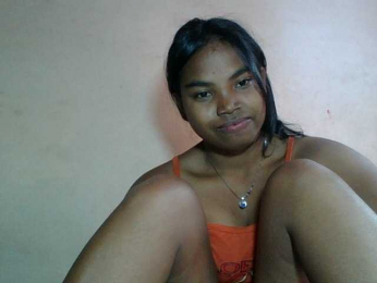 Miarizou webcam bongacams model stream image