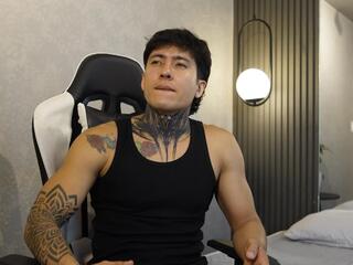 Thomass Collins webcam model stream image