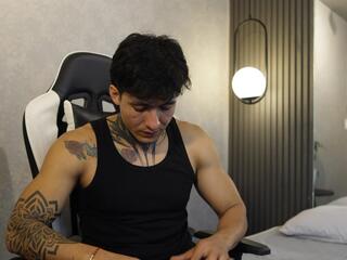 Thomass Collins webcam model stream image