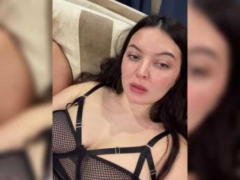 -Snooow-Whiteee- webcam bongacams model stream image