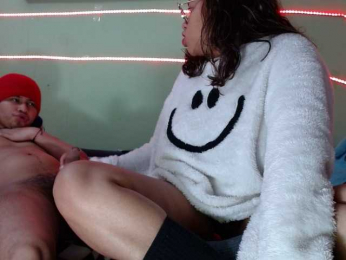 Latin-caliente webcam model stream image