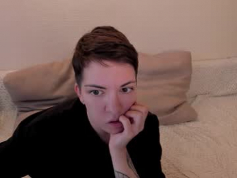 secret_dreams_ webcam model stream image
