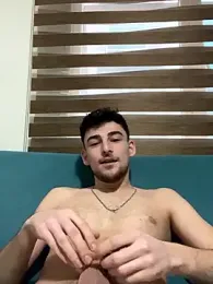 Yasinyasin7 webcam stripchat model stream image