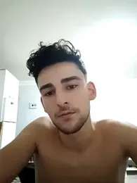 Yasinyasin7 webcam model stream image