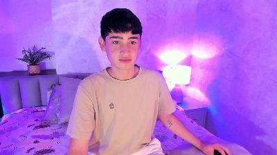 AlexMarino webcam model stream image