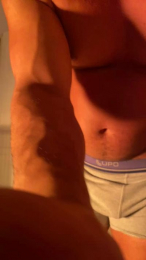 Romaninhoo webcam model stream image