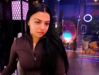 alma_pearl webcam model stream image