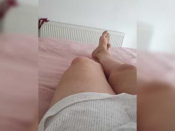 Dia42 webcam model stream image