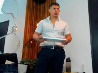 Roman Croft webcam model stream image