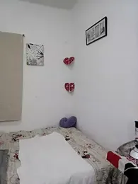Renassis webcam model stream image