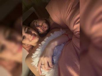 DS888 webcam bongacams model stream image