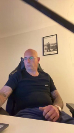 hornyhants1 webcam cam4 model stream image