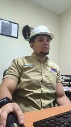 Officeb0y webcam cam4 model stream image