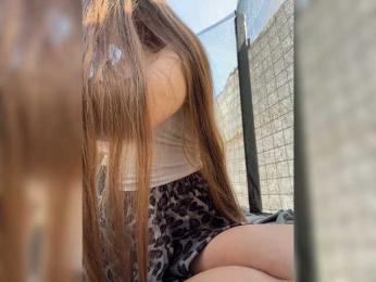 -_-_-------- webcam bongacams model stream image