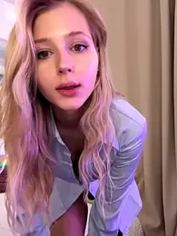 LunaRase webcam model stream image