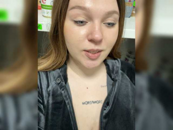 Monna-Krrrista webcam model stream image
