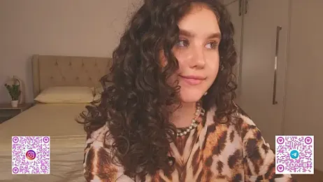 Ariella_Sol webcam model stream image