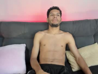 mialuxx webcam model stream image