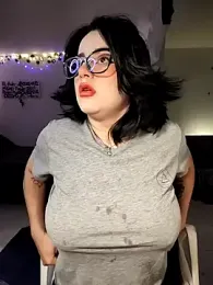 Lin-cute webcam model stream image