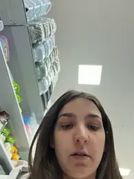 DoriDeluxe66 webcam stripchat model stream image