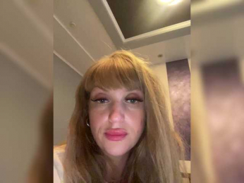 Mariana123z webcam model stream image