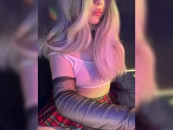 Mer_U webcam model stream image