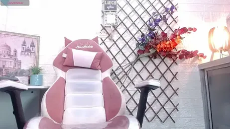 SaraTrump webcam model stream image