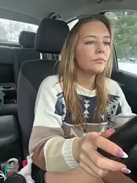 AllesandraLove webcam model stream image