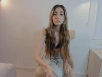 fierce_sisten_ webcam model stream image