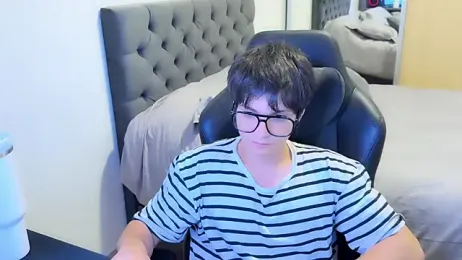 SasukeUhchiaa webcam model stream image