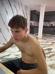 oliver_Lz webcam model stream image