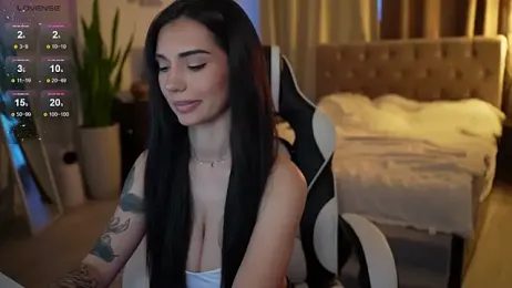 LindaWarners webcam model stream image