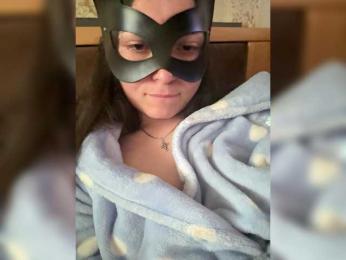 AlisaAres webcam model stream image