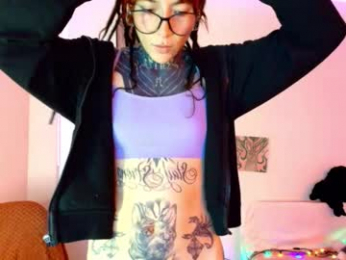 eimytatto_ webcam model stream image