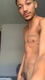 Gustavoalves22 webcam model stream image