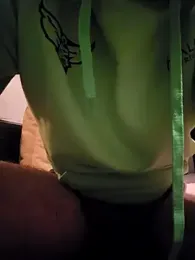 Trekkerboi webcam model stream image