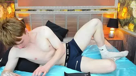 BingCross webcam model stream image
