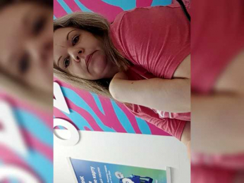 Angelo4ek38 webcam model stream image